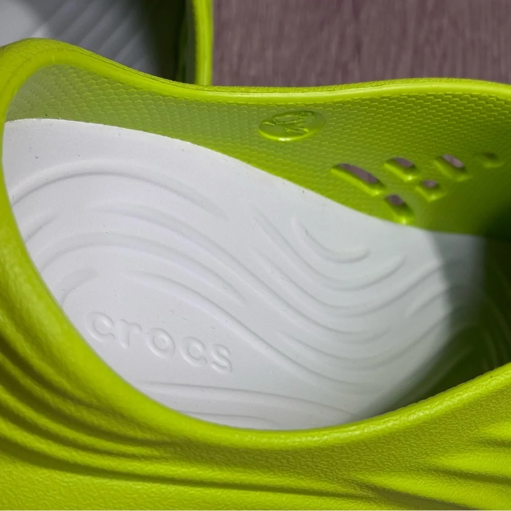 Crocs Echo Wave Lime Punch Volt Men Size 8, 9, 10, 11, 12 New Sandals Slipper - Picture 5 of 11